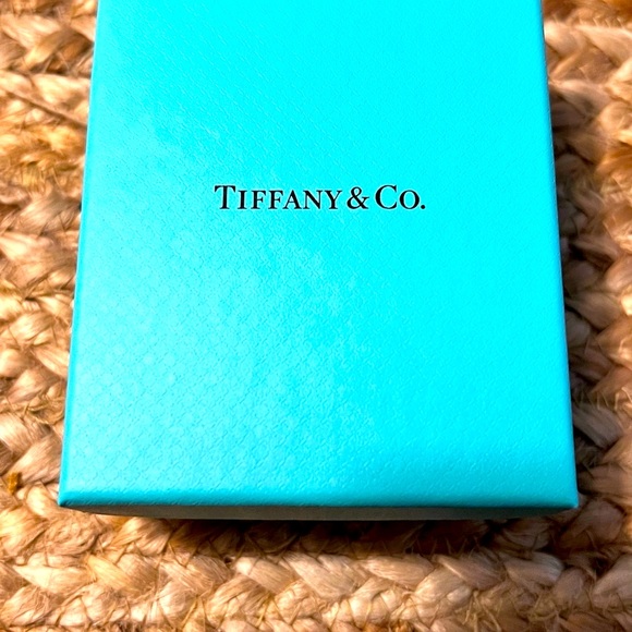Tiffany & co. Necklace new in box and bag no tags - Picture 7 of 15